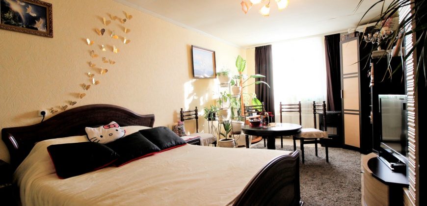 2-jų kambarių butas Radviliškio centre.